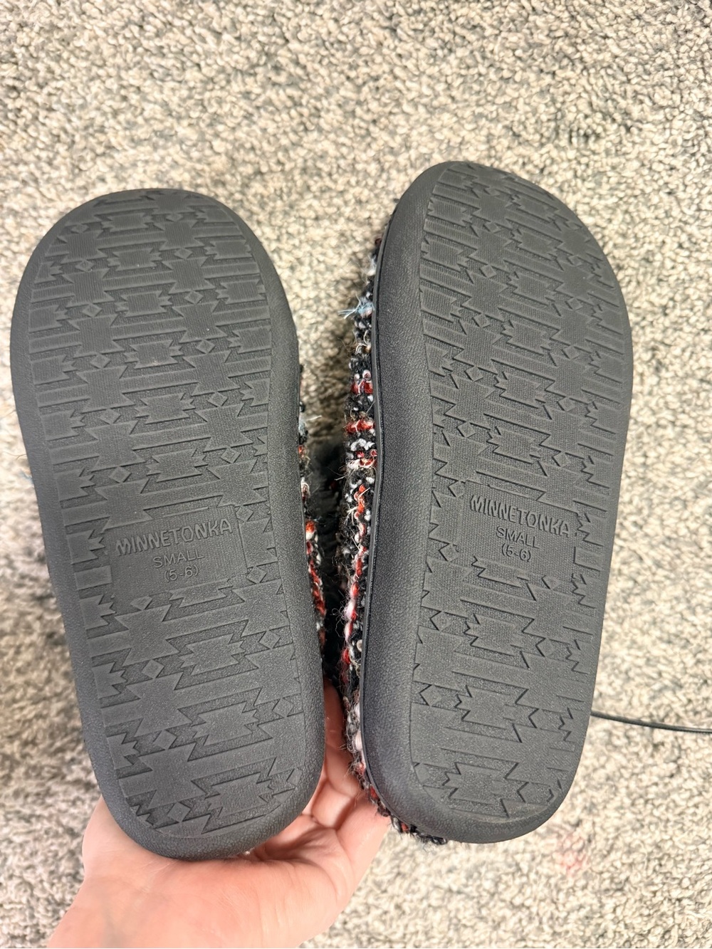 Minnetonka Women's Betty Booty Slippers - Picture 11 of 12